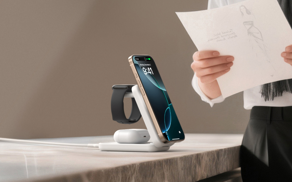 UltraCharge 3-in-1 Foldable Magnetic Charger (WIZ036)