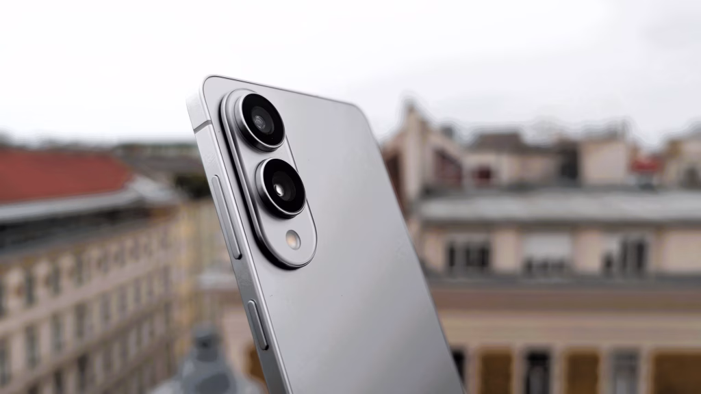 Samsung เตรียมเพิ่มลายน้ำพร้อมกิมมิกแบบใหม่ในรูปภาพด้วย
