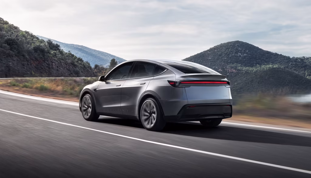Elon Musk เผย FSD ของ Tesla พร้อมใช้ในไทยแล้ว รอแค่หน่วยงานไทยอนุมัติเท่านั้น
