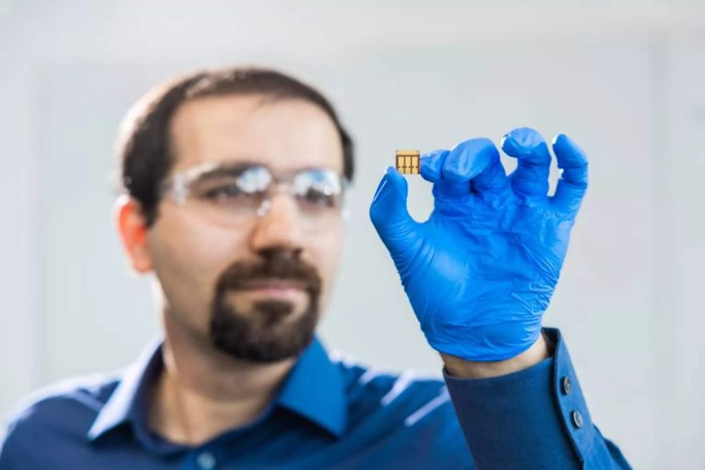 Perovskite