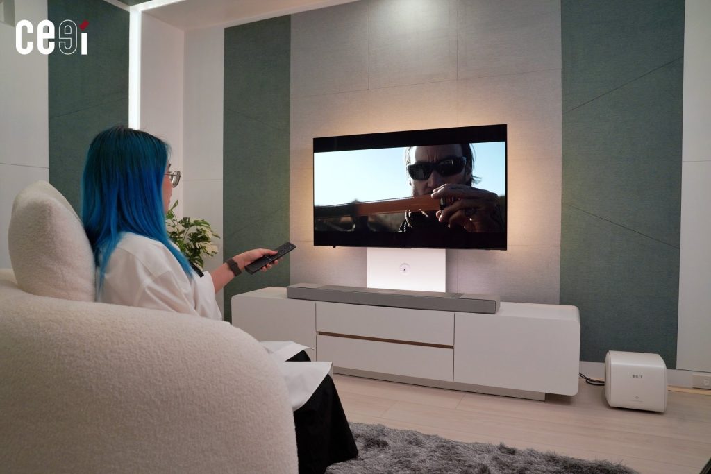 KEF XIO