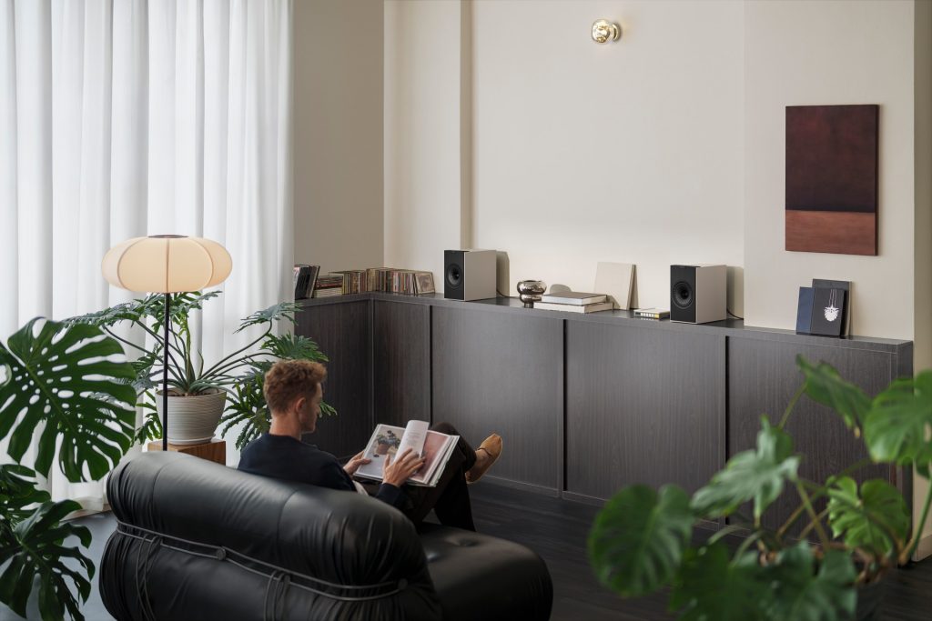 KEF Coda W สี Nickel Grey
