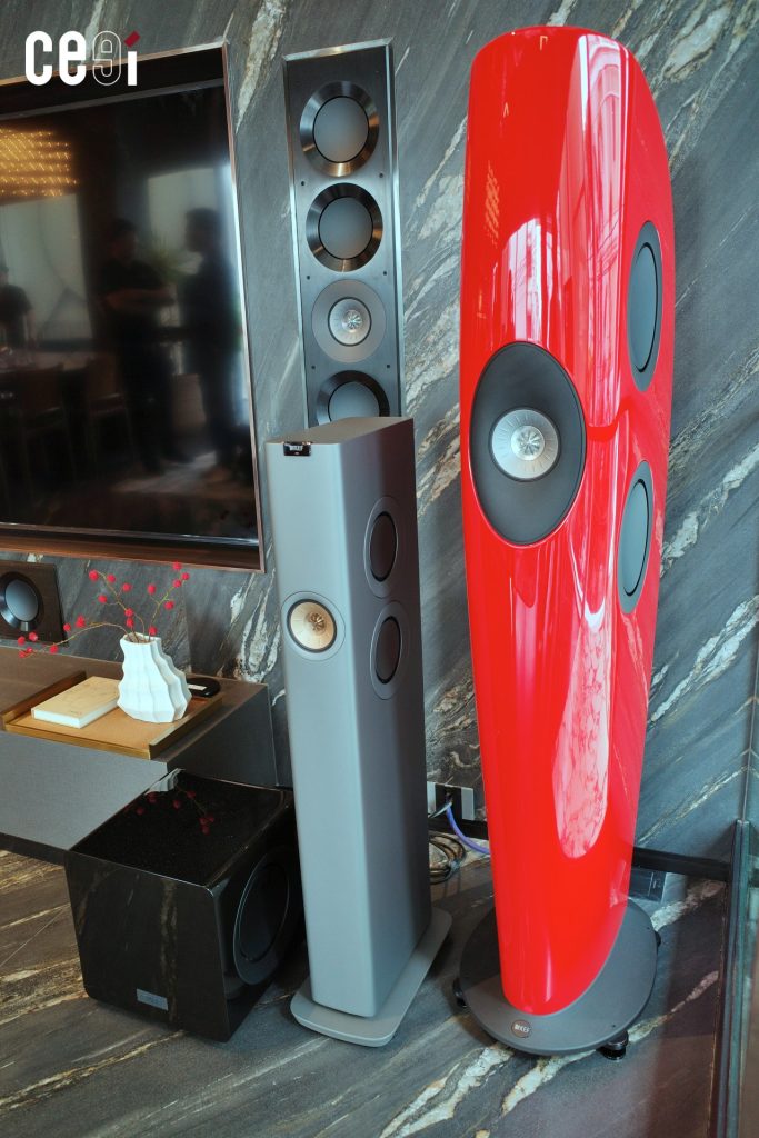 KEF Blade One Meta สีแดง คู่กับ KEF LS60