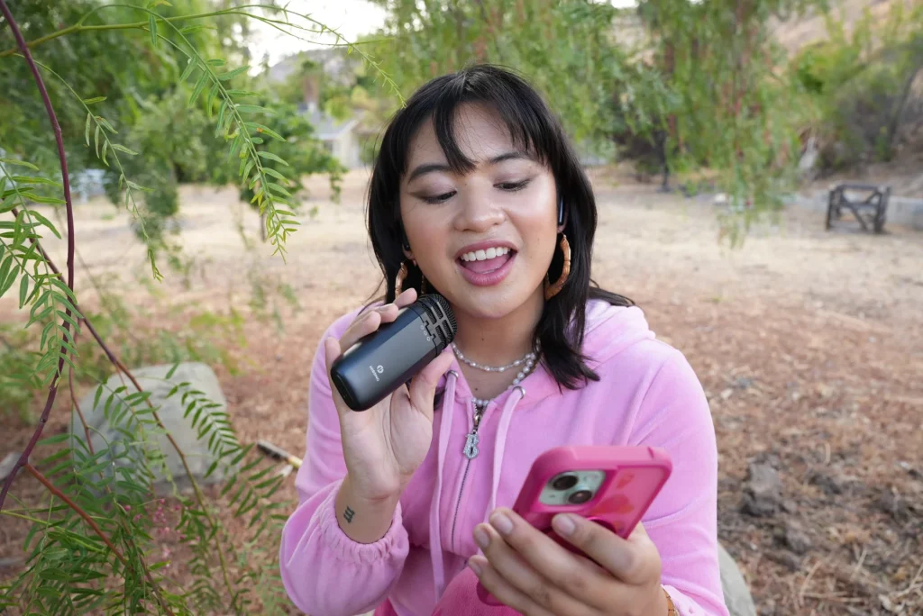 AirStudio S1 ไมค์ไร้สาย มาพร้อม in-ear monitor ตัวจบสำหรับครีเอเตอร์