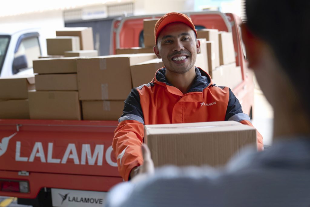 Lalamove เผยผลสำรวจ SME ไทยกว่าครึ่งหวั่นเศรษฐกิจปี 69 ผันผวน ยก “ต้นทุนขนส่ง” เป็นโจทย์หิน