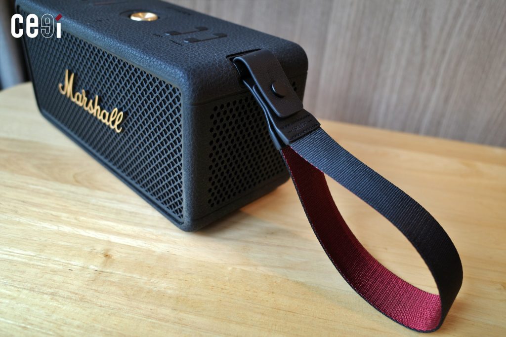 สายของ Middleton II ที่ปรับดีไซน์ให้มีสีแดงอยู่ภายใน สวยกว่าเดิม