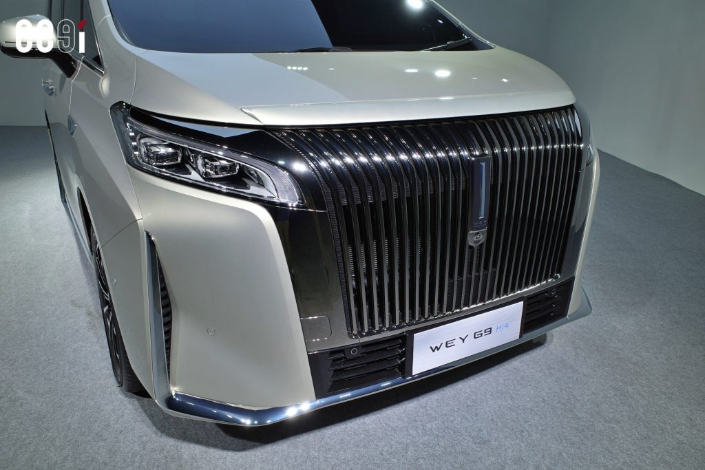 กระจังหน้าแบบ Dark Chrome Waterfall grille