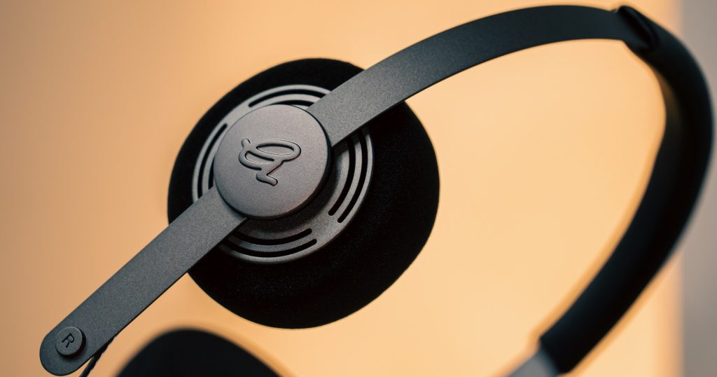 รีวิว Gadhouse Wesley หูฟังแปะหู เสียบสาย ทรงเรโทร ใช้กับสมาร์ตโฟนได้ ของดีคนไทยทำถึง