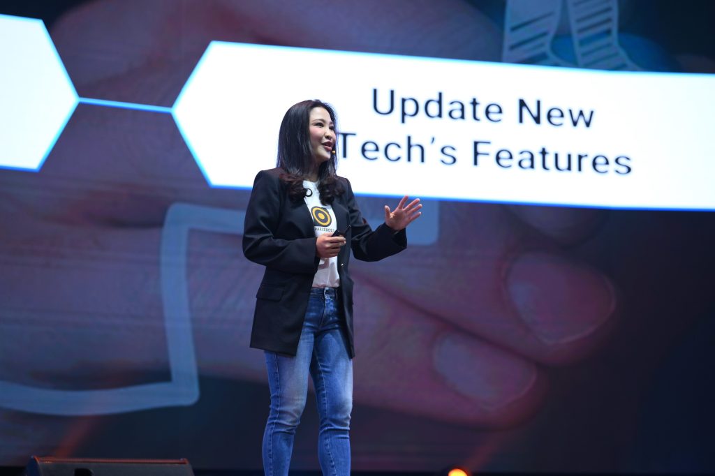 ณัฐธิดา สงวนสิน กรรมการผู้จัดการและผู้ร่วมก่อตั้ง BUZZEBEES