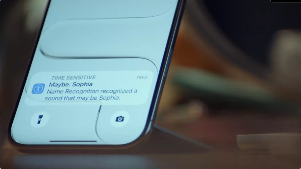 สามารถตั้งให้ iPhone ฟังเสียงตลอดเวลา และเตือนเมื่อมีคนเรียกชื่อเราได้