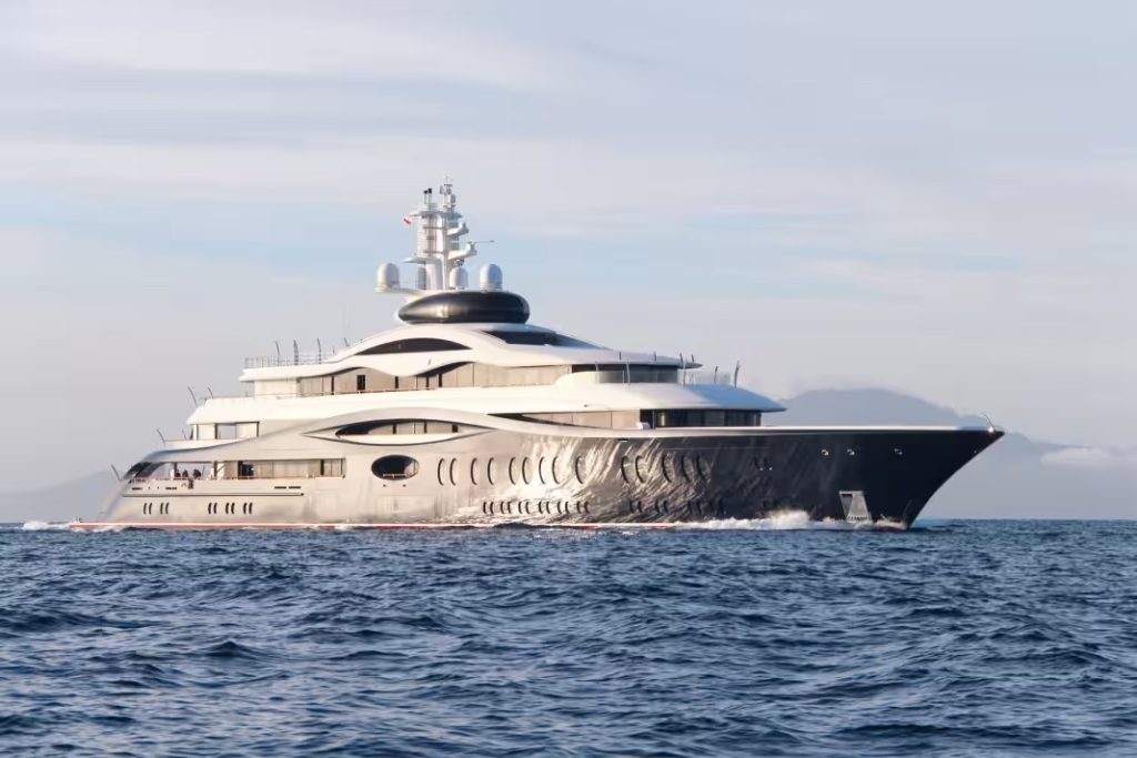 ส่อง Launchpad เรือยอร์ชสุดหรูของ Mark Zuckerberg หลังโดนวิจารณ์ปล่อยคาร์บอนมหาศาล