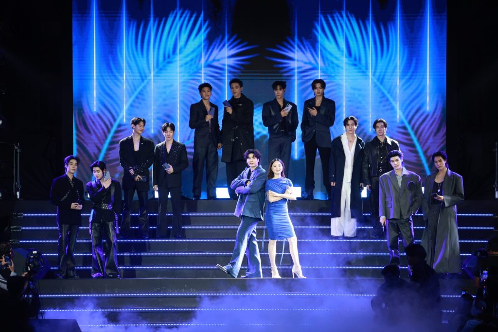 เหล่าศิลปินในงาน Beyond the Galaxy