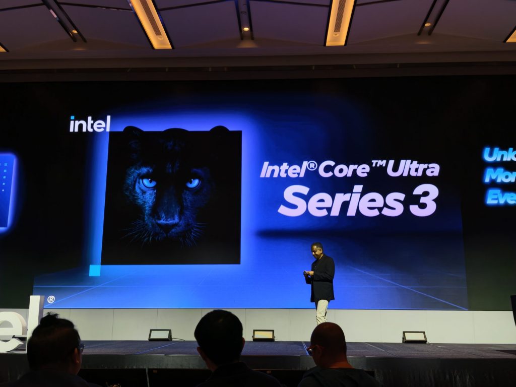 อินเทลเปิดตัวชิปเซต Intel Core Ultra Series 3 สำหรับแล็ปท็อปในไทย ส่ง AI PC รุกตลาดแล็ปท็อปบาง-เบา
