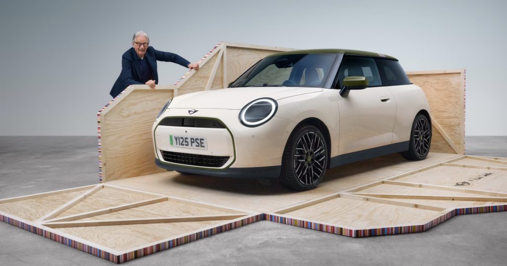 เจาะลึกตำนานผู้ดีอังกฤษ! MINI Cooper Paul Smith Edition ขุมพลัง EV เคาะราคา 1.89 ล้านบาท