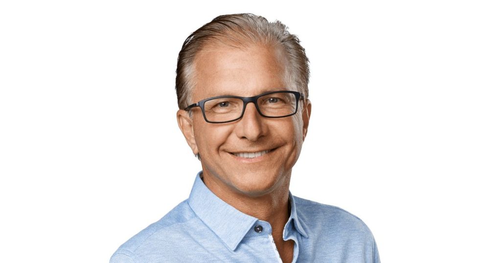 Greg Joswiak รองประธานอาวุโสฝ่าย Worldwide Marketing