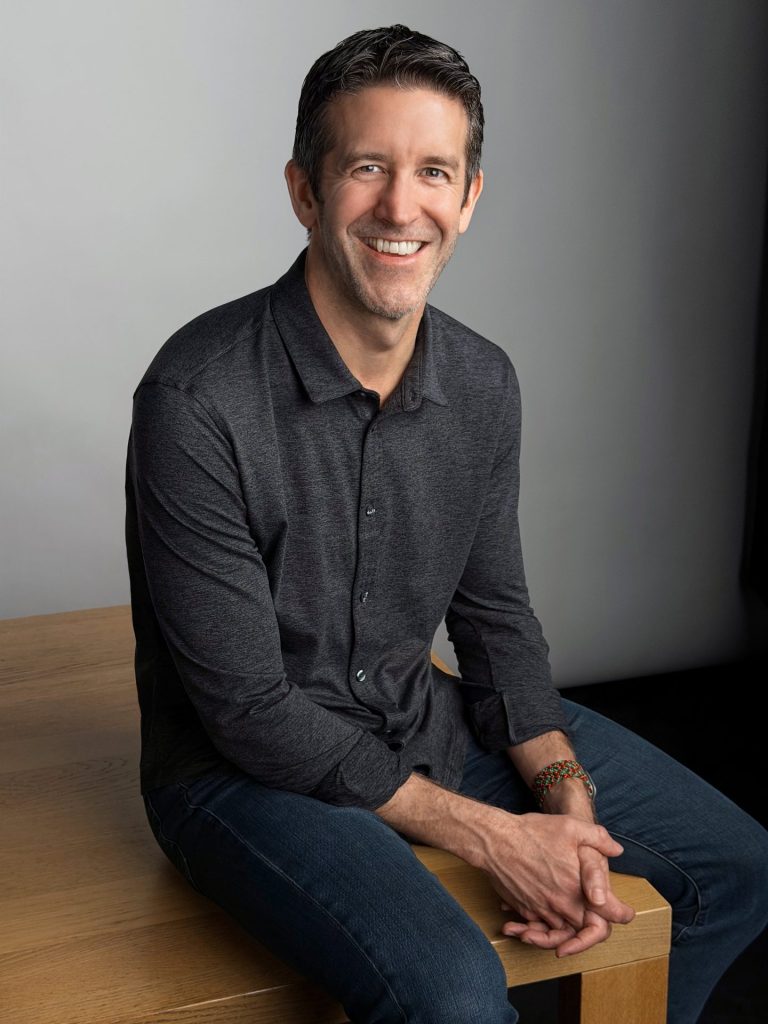 John Ternus ซีอีโอคนใหม่ของแอปเปิล