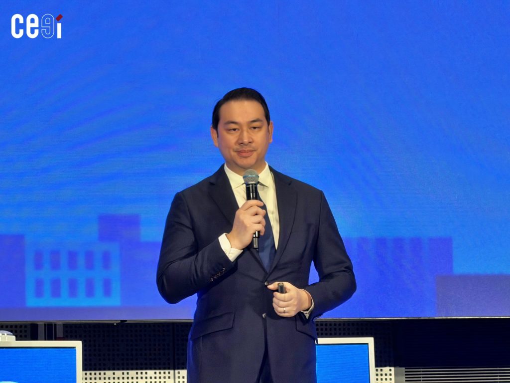 ธรินทร์ ธนียวัน ประธานเจ้าหน้าที่บริหาร บริษัท แอสเซนด์ คอมเมิร์ซ จำกัด 