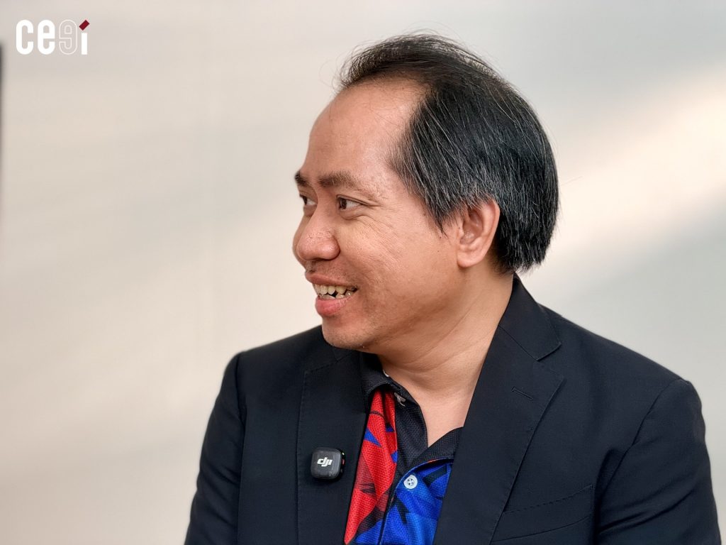 จรรยวรรธน์ ชาติอนุลักษณ์ นายกสมาคมอากาศยานไร้คนขับประเทศไทย