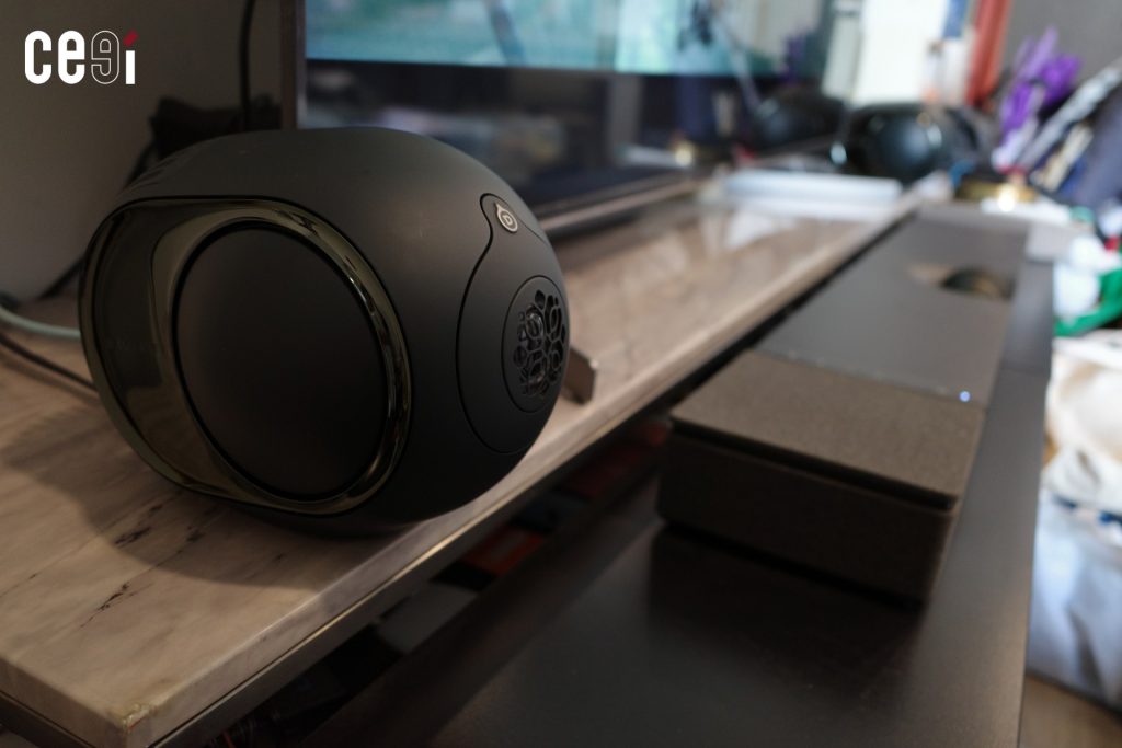 Devialet Phantom Ultimate ดูกับทีวีได้ฟินมาก แต่ถ้าต้องการเสียงรอบทิศทางจริง ๆ ก็ต้องไป Devialet Dione