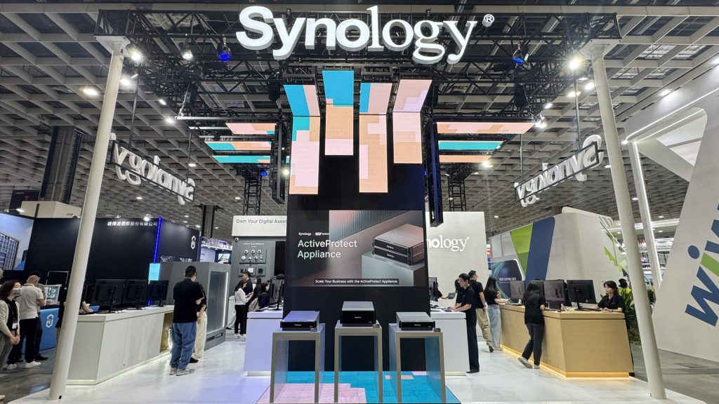 Synology ปักหมุดยุทธศาสตร์ Private AI กลางงาน COMPUTEX 2026 ส่ง DSM เจเนอเรชันใหม่ทวงคืนสิทธิ์การควบคุมข้อมูลองค์กร