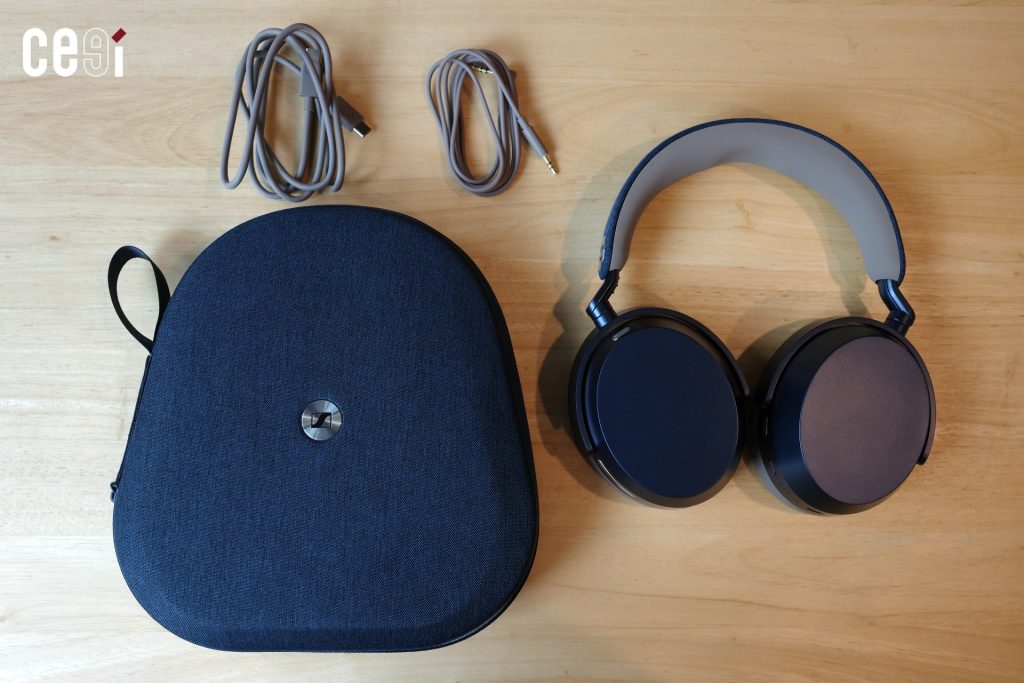 อุปกรณ์ภายในกล่องของ Sennheiser MOMENTUM 5 Wireless