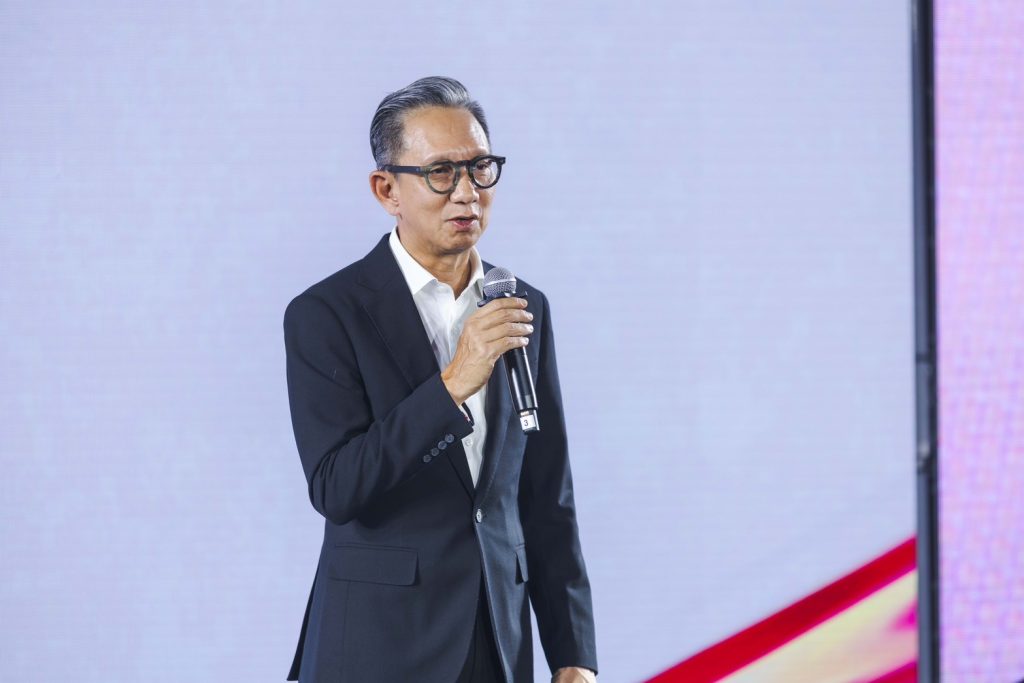 ผศ.สรรเสริญ มิลินทสูต รองอธิการบดีอาวุโสด้านวิชาการ มหาวิทยาลัยกรุงเทพ