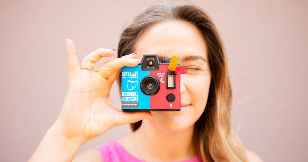 เปิดตัว Lomography Half-frame Simple Use สนุกกับกล้องฟิล์มไซซ์กะทัดรัด ถ่ายได้ถึง 72 ภาพ !
