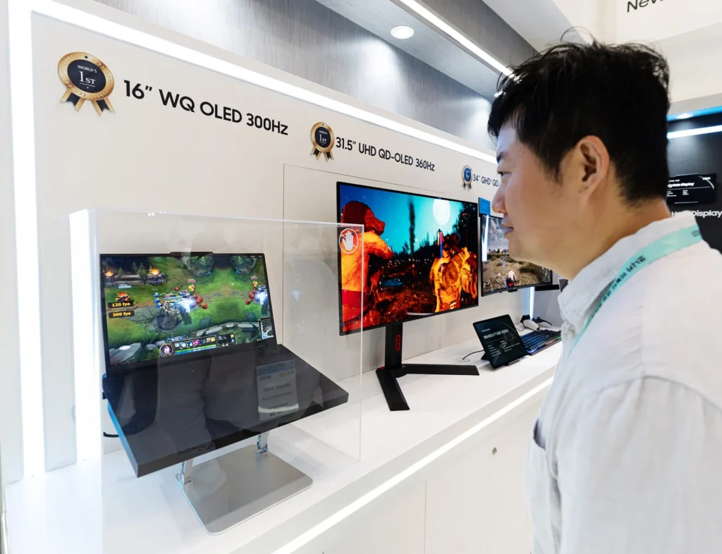 Samsung Display เปิดตัว OLED 300Hz รุ่นแรกของโลก ลงเกมมิ่งโน้ตบุ๊กให้ภาพลื่นกว่าเดิม