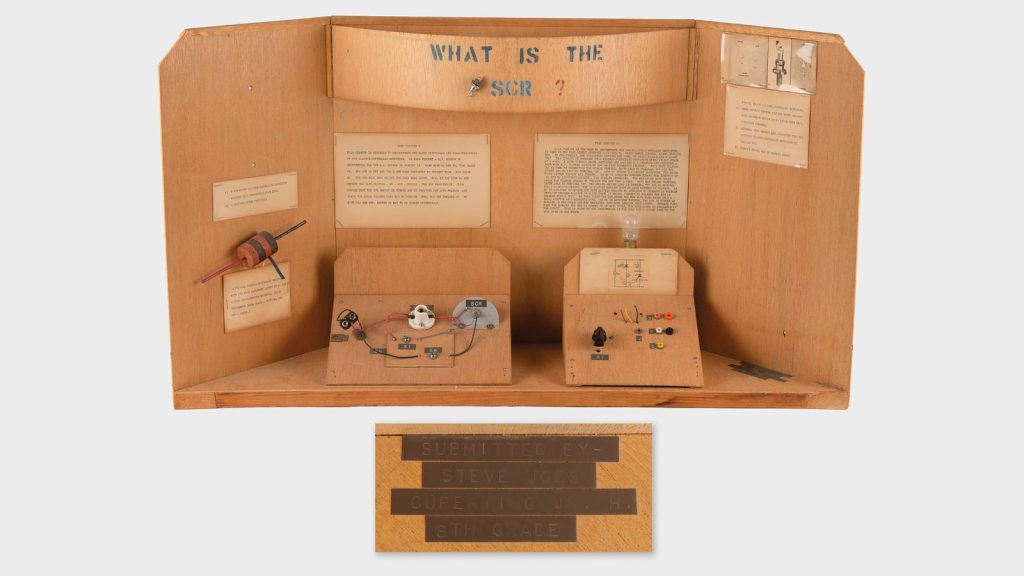 โครงงานวิทยาศาสตร์สมัยมัธยมของ Steve Jobs ถูกประมูลกว่า 1.1 ล้านบาท