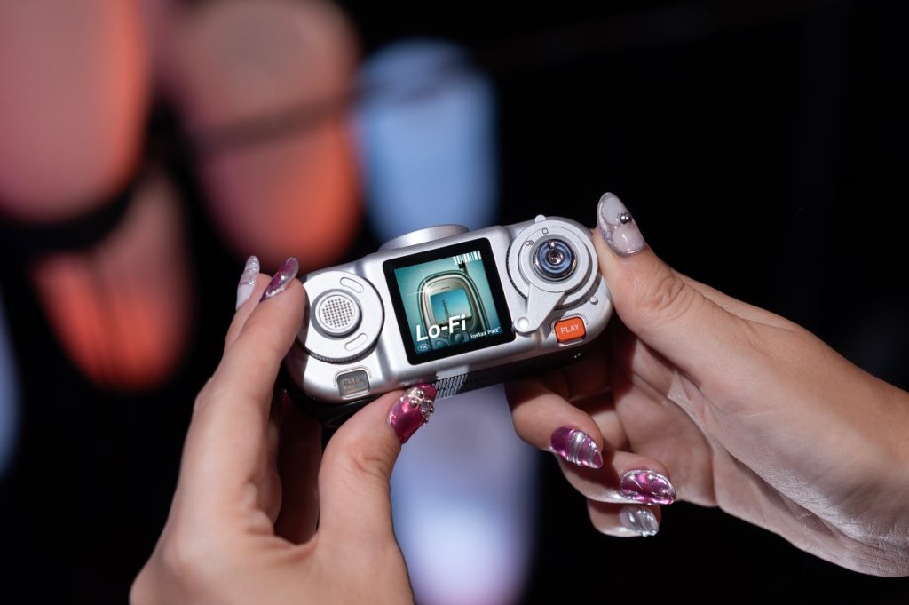 FUJIFILM