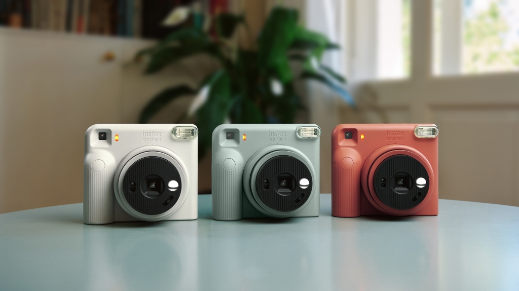 FUJIFILM