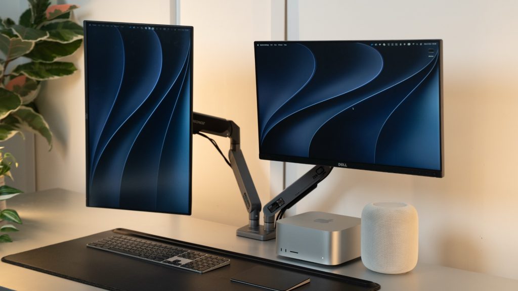 จัดโต๊ะใหม่ ยังไงให้จอไม่เกะกะ ด้วย Ergonoz ZEN-0 และ ZIMPLEX